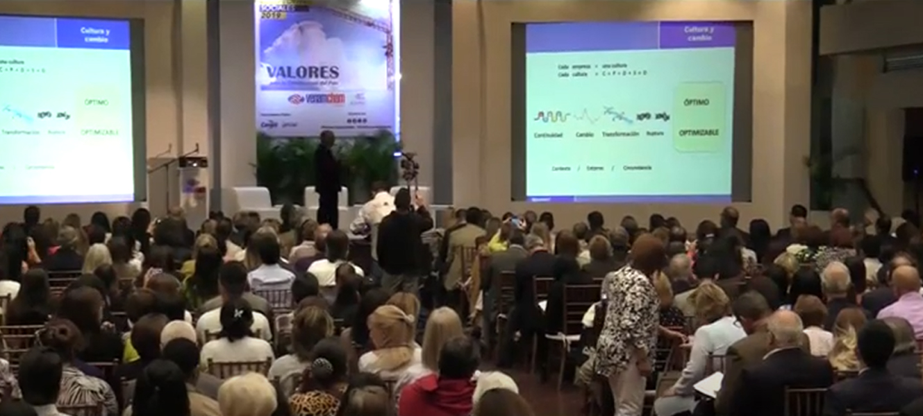 Video | Banesco participó en el seminario Perspectivas Sociales 2019 de VenAmCham