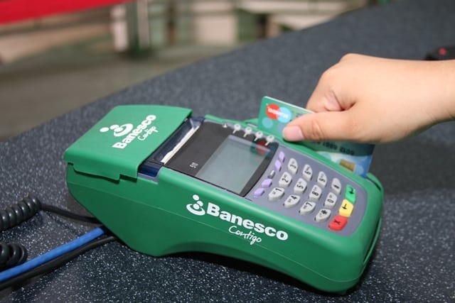 Banesco incrementa límites para compras y consumos con sus tarjetas de débito