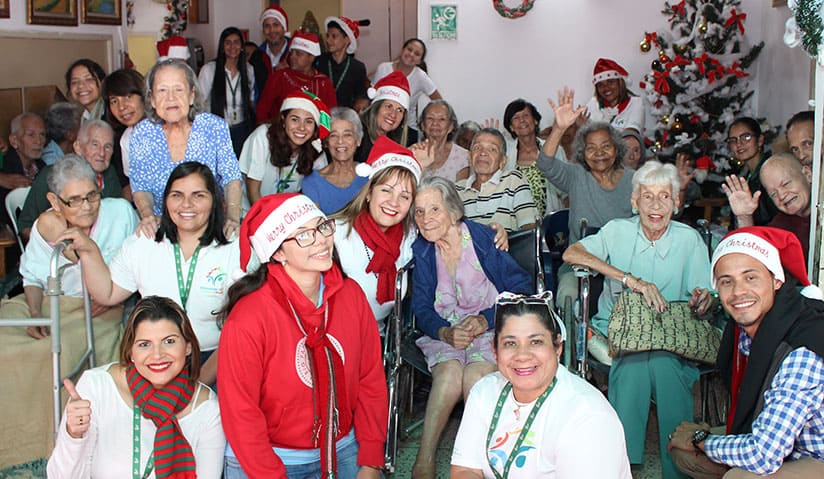 Voluntariado Banesco Celebra la Navidad con Las Personas Mayores