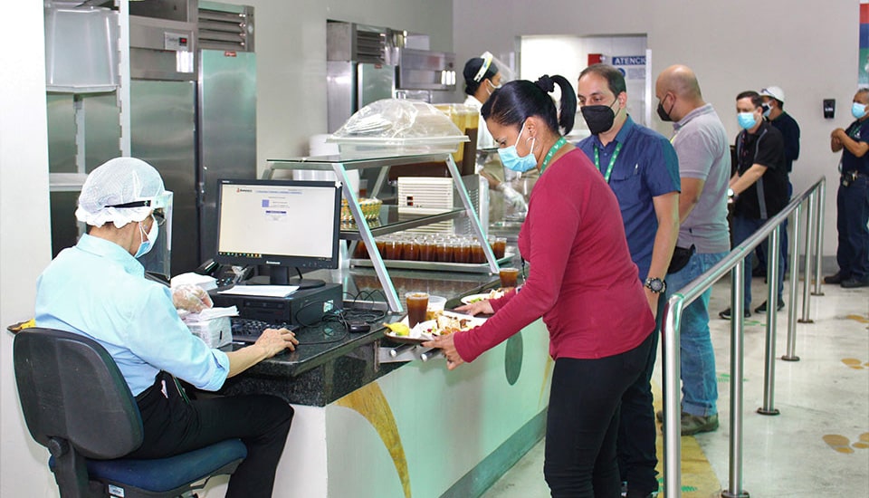 Fotos | Trabajadores concentran inversión social de Banesco en el 1° trimestre