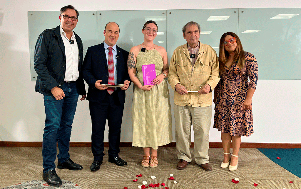 7° Concurso Nacional de Poesía Joven Rafael Cadenas publica su antología