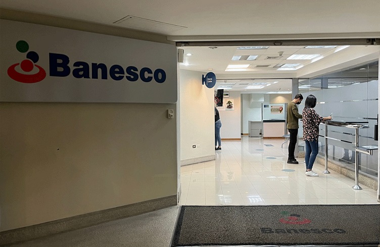 Banesco aumenta a 148 las agencias para operaciones en divisas