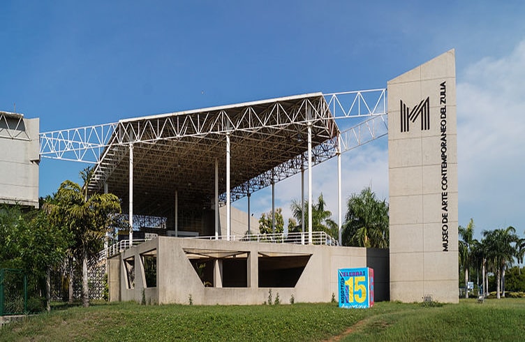 Banesco financia talleres culturales impartidos por el Maczul