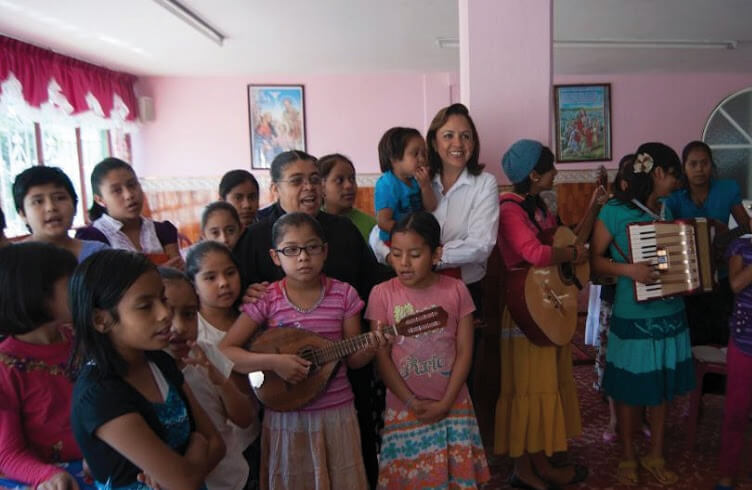 Banesco apoya remodelación  de casa hogar en Carora