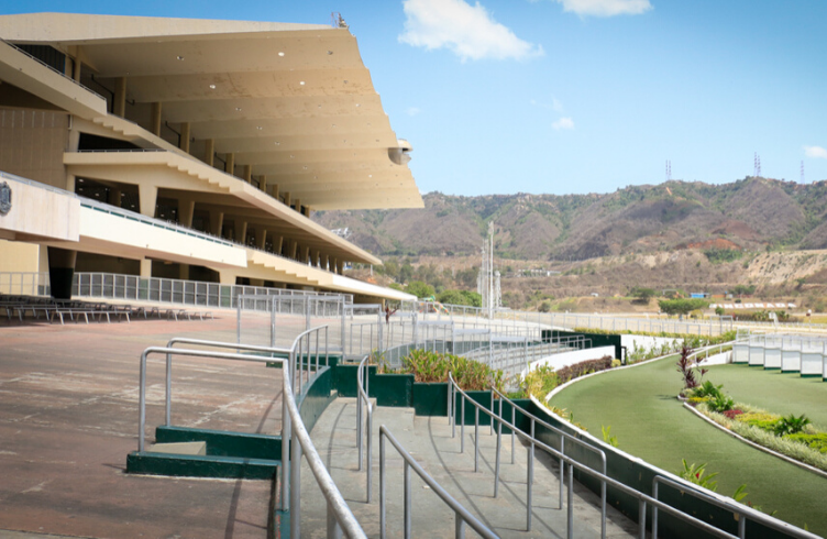 Hipódromo La Rinconada, joya arquitectónica de la hípica mundial