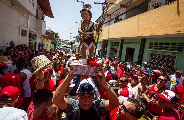 Al ritmo de los tambores se celebra el nacimiento de San Juan Bautista en Venezuela