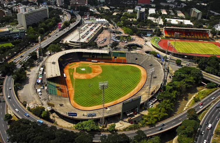 El día en que el Universitario se quedó sin béisbol